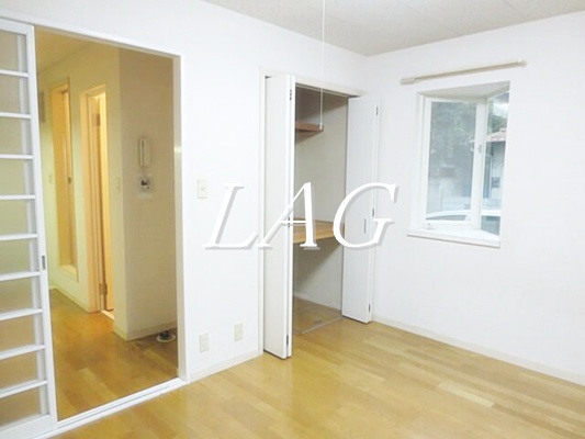 居室・リビング　洋室のお部屋です。