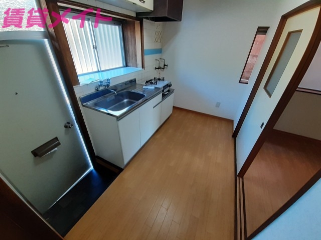 居室・リビング　別部屋参考写真です