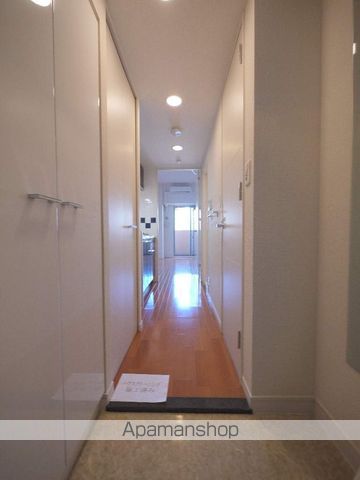 プレサンス泉セントマークの玄関写真
