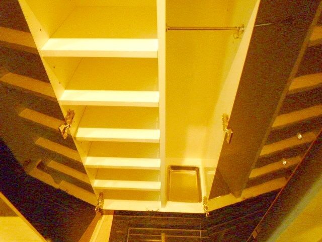収納　★シューズボックス★