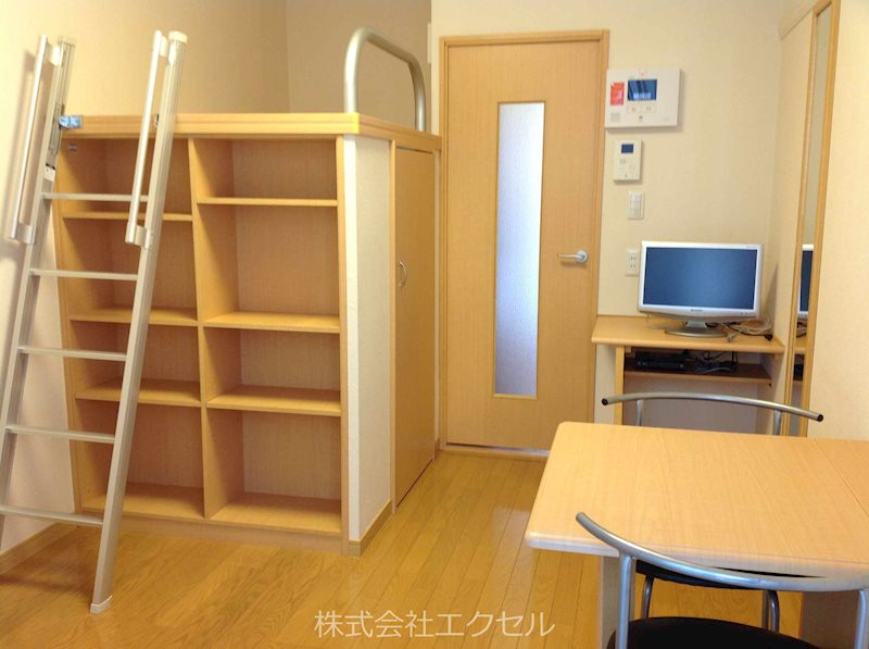 居室・リビング　明るいお部屋です。