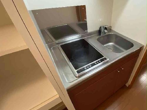 キッチン　設備仕様は号室により異なる為、現況を優先致します。