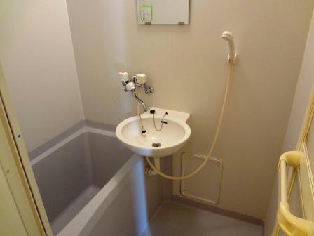 バス・シャワールーム　浴室乾燥機付き