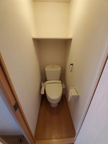 【レオパレスカーサ　みずほのトイレ】
