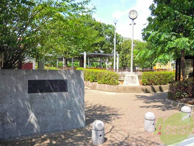 【豊中市本町のマンションの公園】