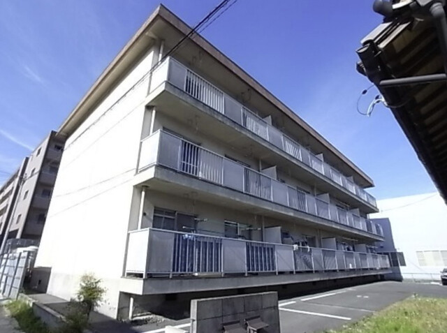 浜松市中央区布橋のマンションの建物外観