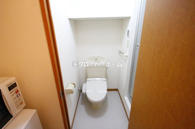 【横須賀市森崎のアパートのトイレ】