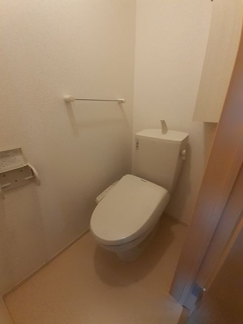 【メゾン　アンジュのトイレ】