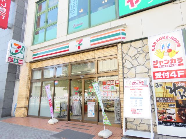 【パティオ本山のコンビニ】