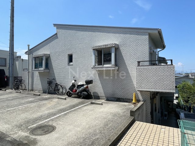 エバ・ガーデン玉川学園の建物外観