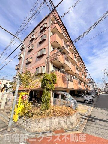 大阪市東住吉区西今川のマンションの建物外観