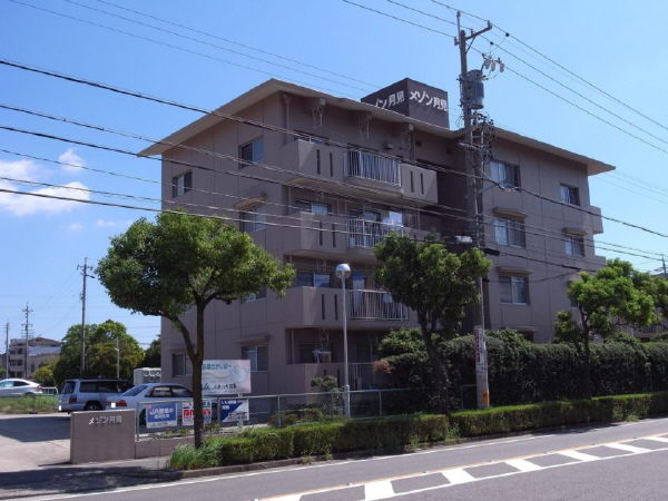 大府市月見町のマンションの建物外観