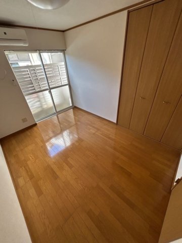 その他部屋・スペース　使い勝手のいい寝室です