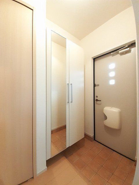 玄関　お部屋探しは【タウンハウジング】にお任せ下さい♪