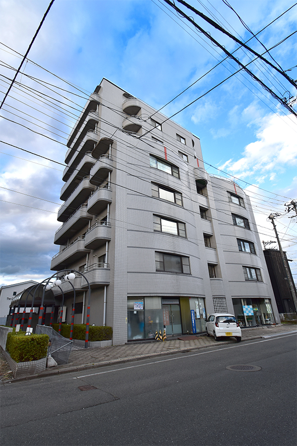 本町通桜苑ビルの建物外観