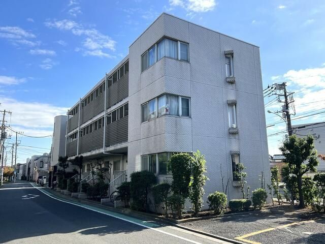 ＤＲホームズ千歳烏山の建物外観