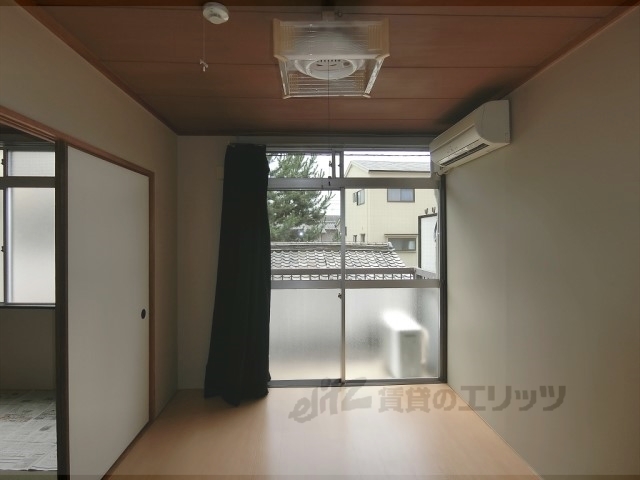 居室・リビング　洋室