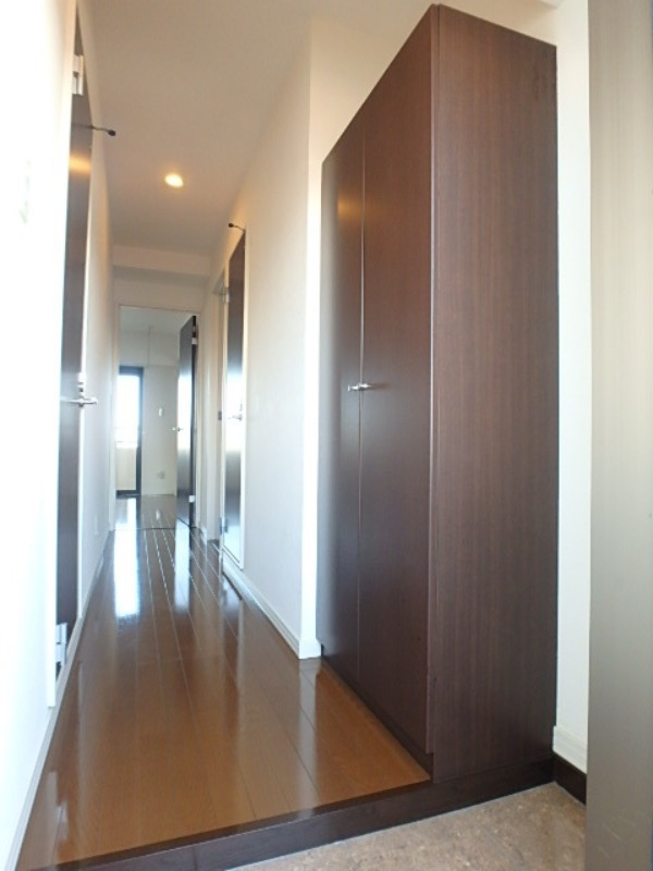 玄関　図面と現状に相違がある場合には現状を優先