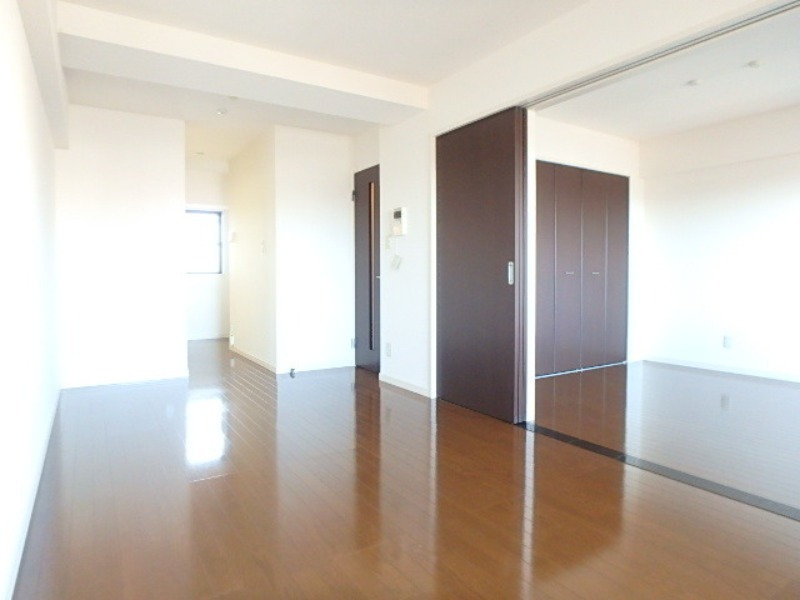 居室・リビング　図面と現状に相違がある場合には現状を優先