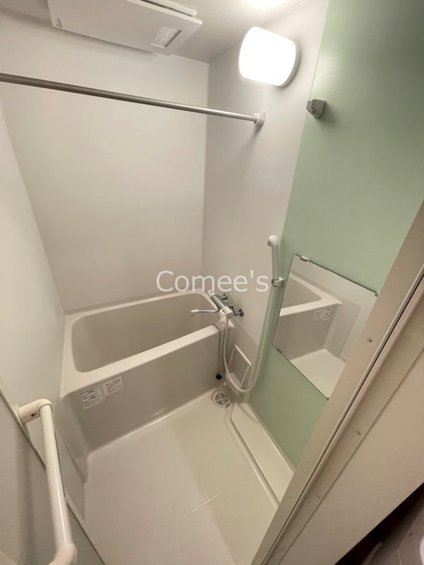 バス・シャワールーム　同タイプ写真