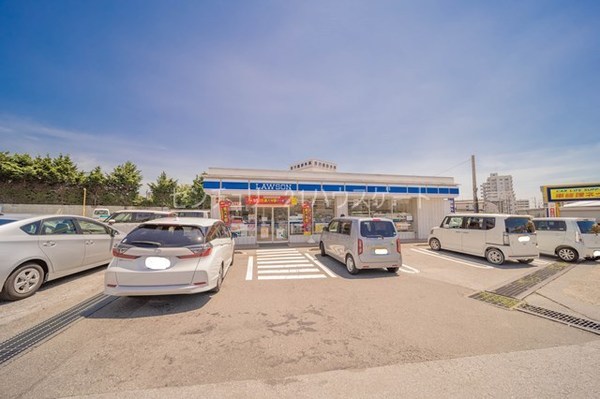 コンビニ　ローソン宇都宮泉が丘1丁目店（コンビニ）まで601m