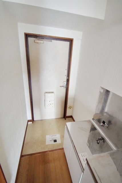 玄関　★スッキリとした玄関です★