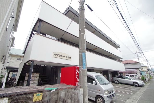 建物外観　★しっかりとした外観の物件です★