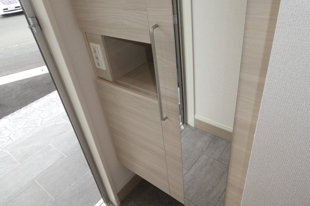 玄関　シューズボックス