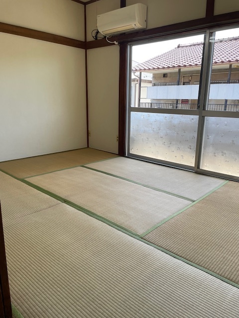 若葉荘の居間写真