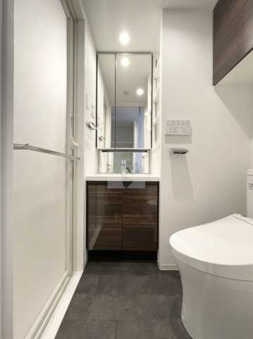 洗面設備　SUNIVAS飯田橋(実際の内装とは異なる場合がございます)