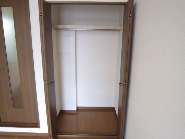 収納　クローゼット