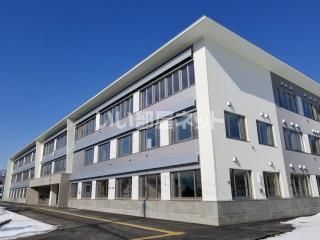 小学校　石山緑小学校（小学校）まで813m