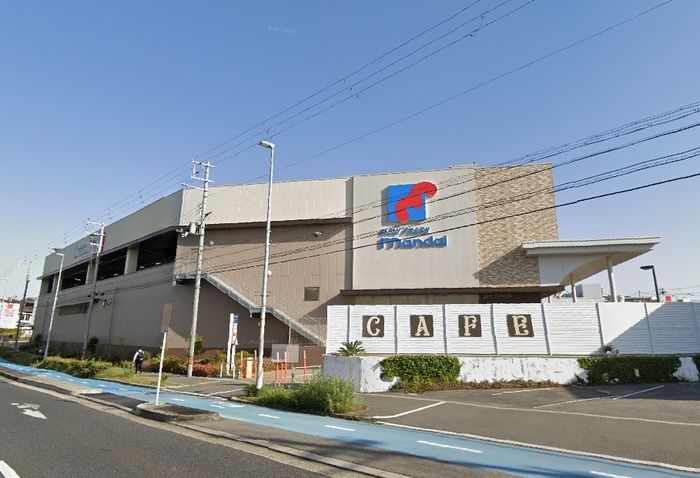 スーパー　万代（スーパー）まで500m
