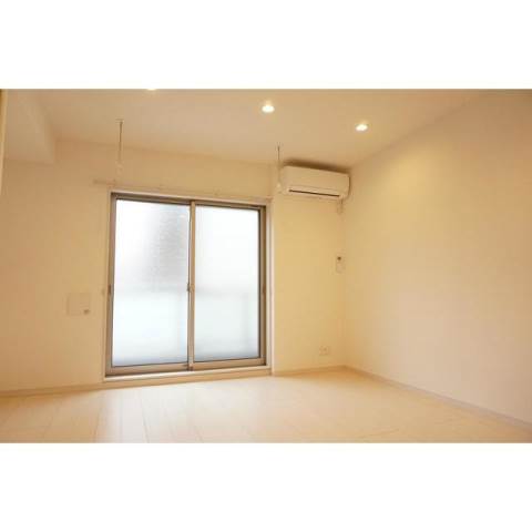 居室・リビング　リブリ・長洲の洋室