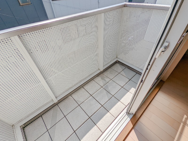 バルコニー　図面と現状に相違がある場合には現状を優先