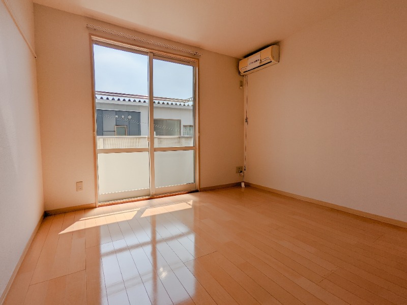 居室・リビング　図面と現状に相違がある場合には現状を優先