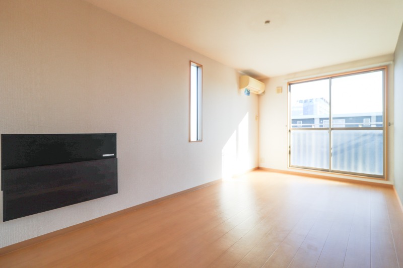 居室・リビング　図面と現状に相違がある場合には現状を優先