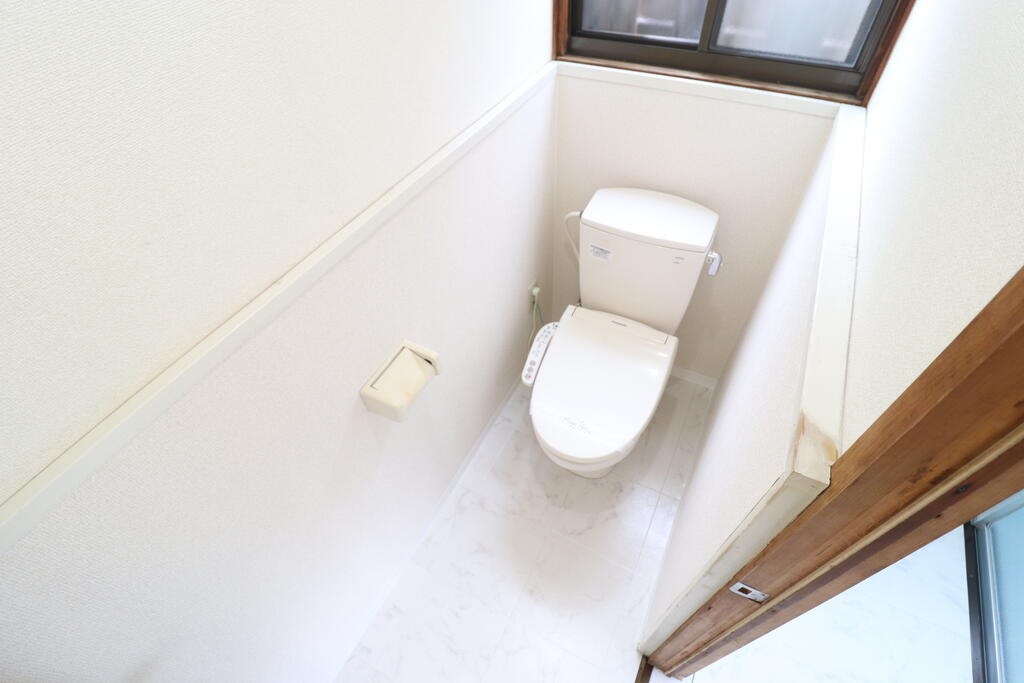 トイレ　清潔なトイレ