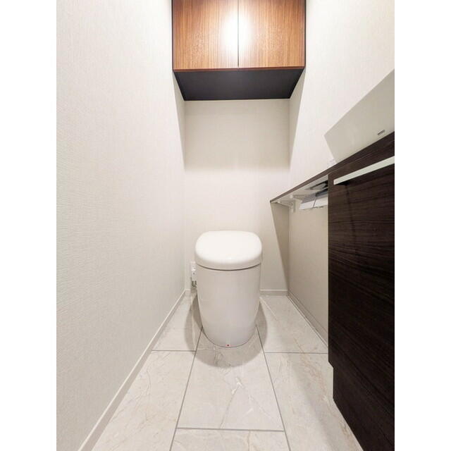 トイレ　別部屋参考画像