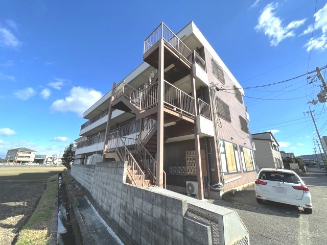 建物外観　おしゃれな外観です