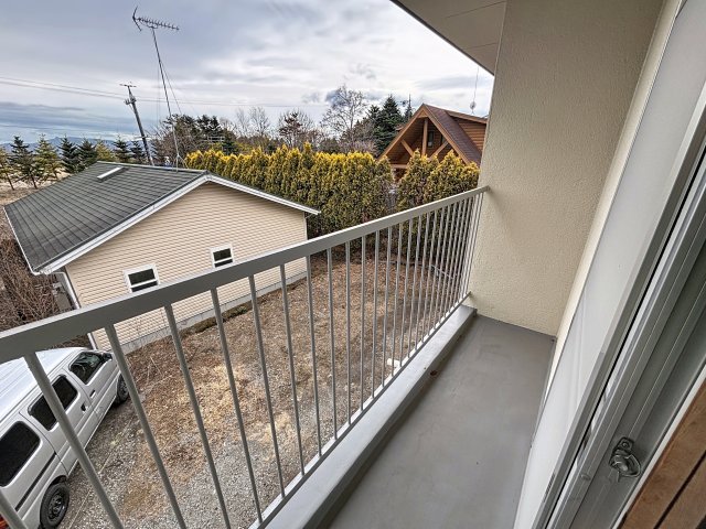 バルコニー　高台にあるので空が近くて気持ちがいい！