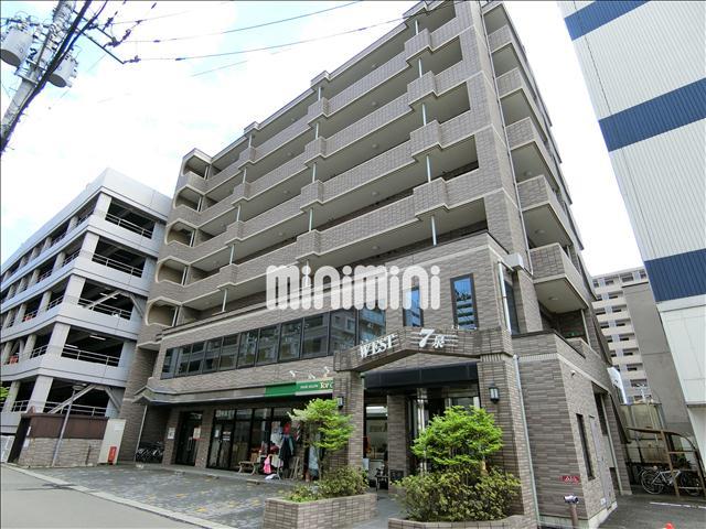 建物外観　オートロックのマンションです。
