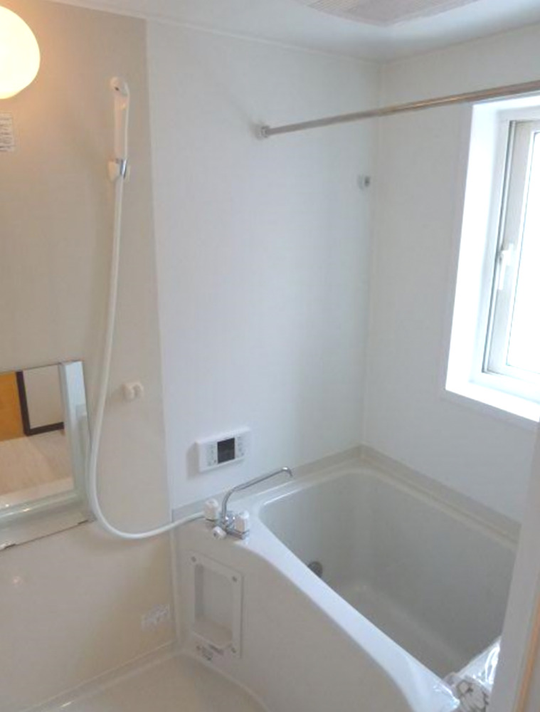 バス・シャワールーム　別室の参考画像です。