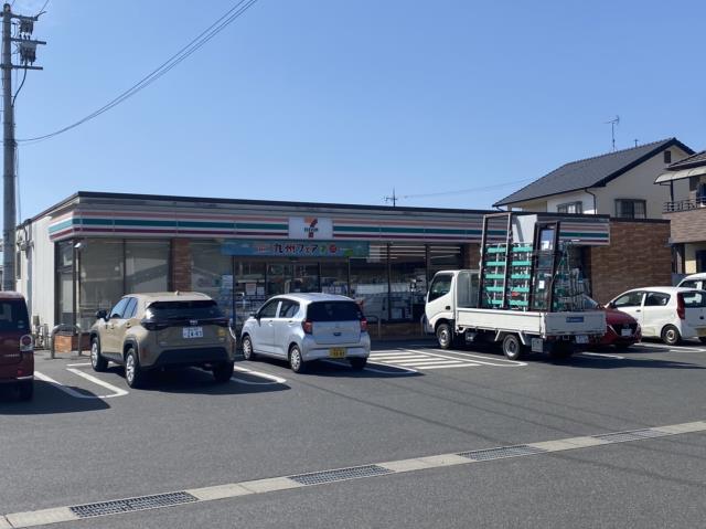 コンビニ　セブン－イレブン福山下加茂店（コンビニ）まで377m