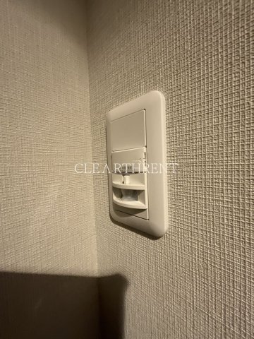 その他設備　玄関人感センサー付きライト