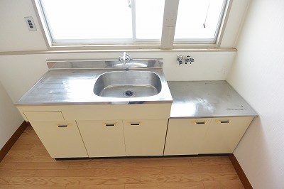 キッチン　2口ガスコンロ設置可