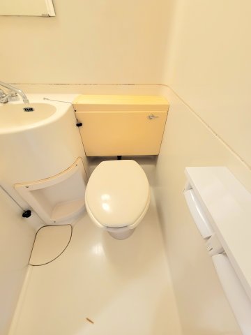 トイレ　トイレもきれいです