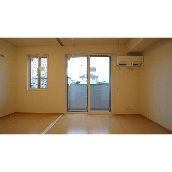 居室・リビング　同仕様タイプ