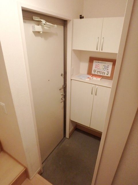 玄関　★お問い合わせはタウンハウジングまで★
