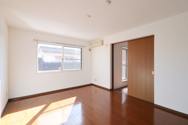 居室・リビング　図面と現状に相違がある場合には現状を優先